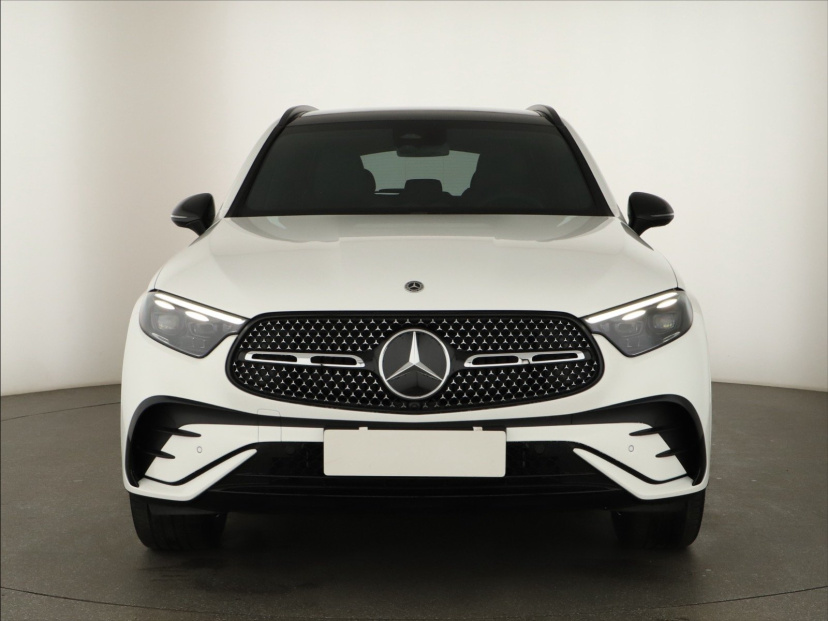 Mercedes-Benz GLC, 2025