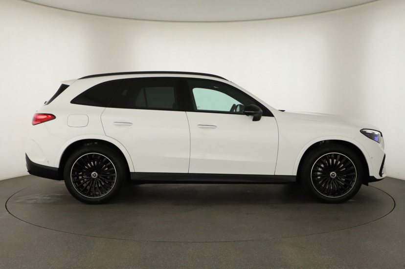 Mercedes-Benz GLC, 2025