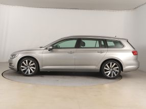 Volkswagen Passat - 2015