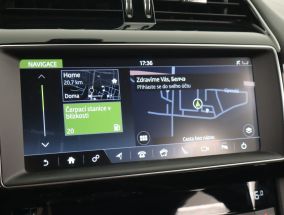 Jaguar F-Pace - 2020