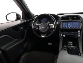 Jaguar F-Pace - 2020