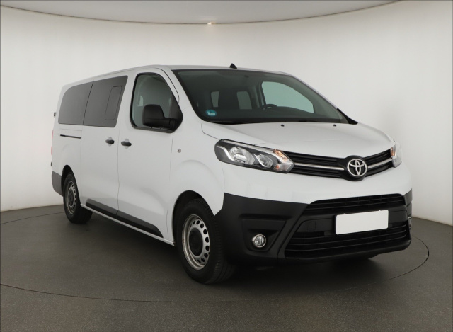 Toyota Proace 2023