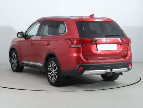 Mitsubishi Outlander - 2017