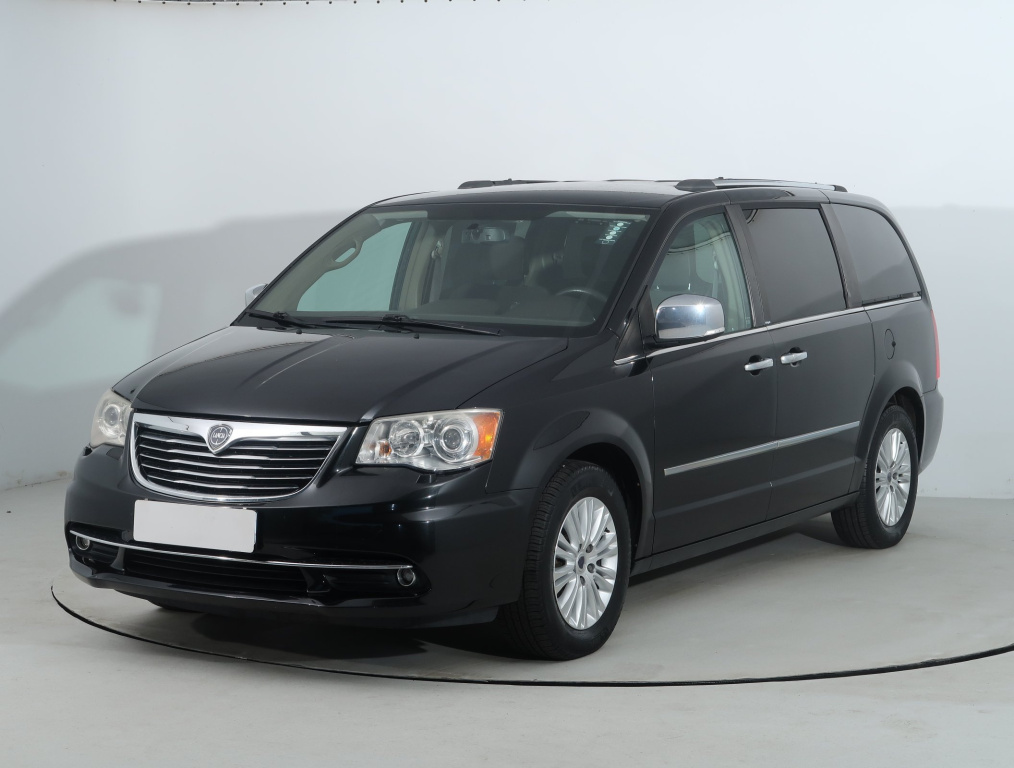 Lancia Voyager