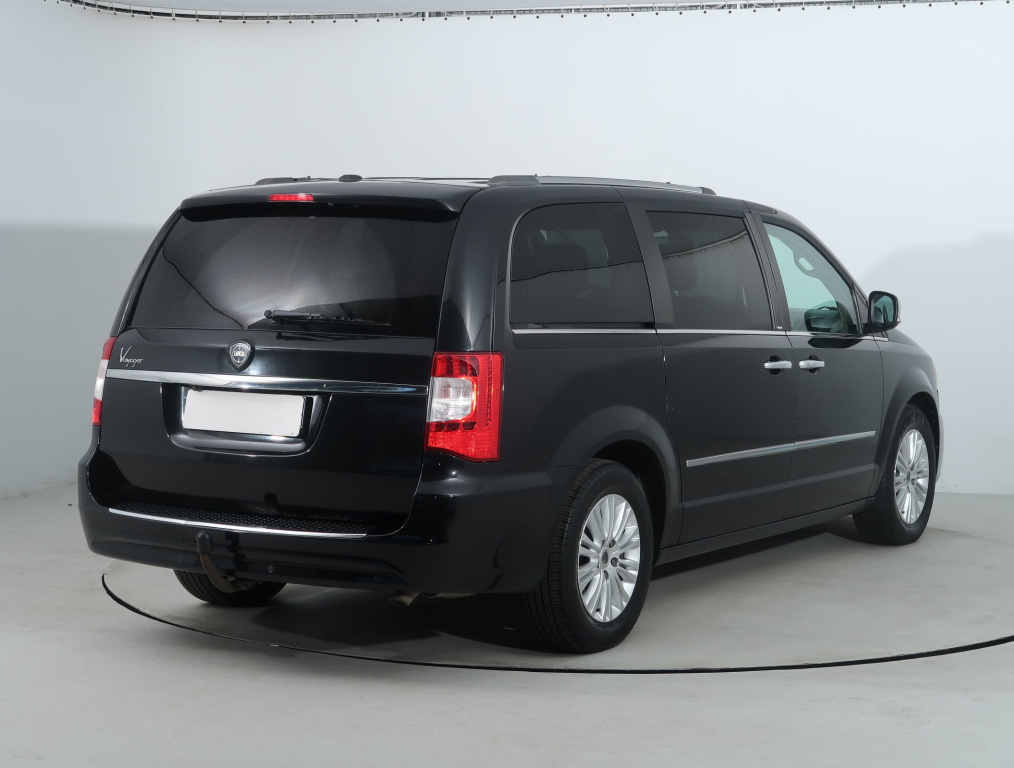 Lancia Voyager