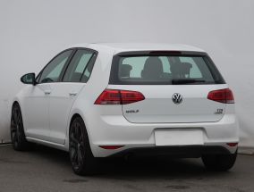 Volkswagen Golf - 2014