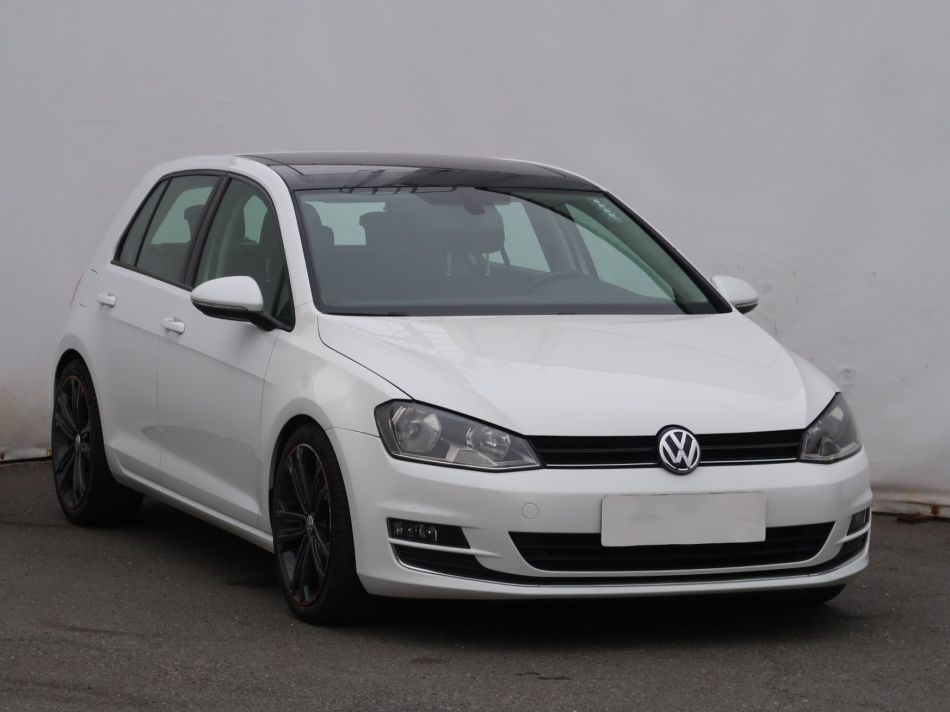 Volkswagen Golf - 2014