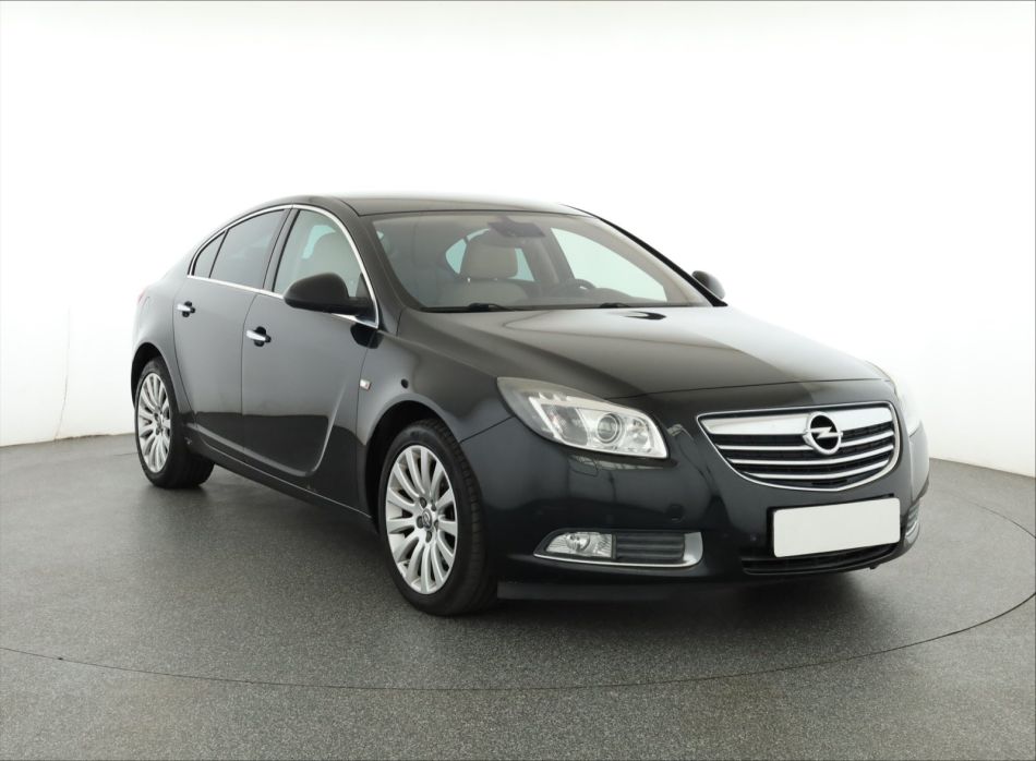 Opel Insignia - 2011