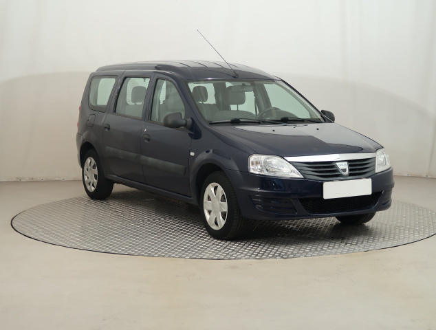 Dacia Logan 2011