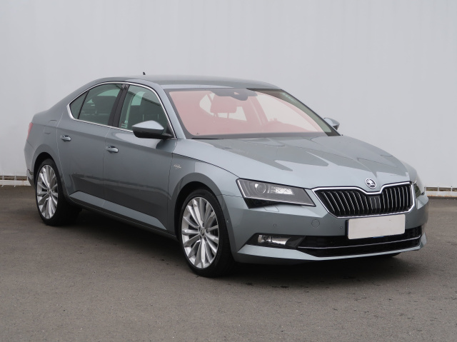 Škoda Superb 2017