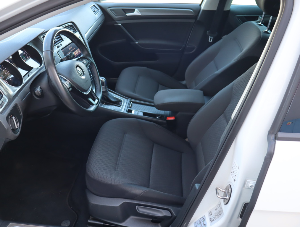 Volkswagen e-Golf