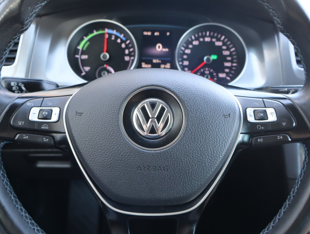 Volkswagen e-Golf