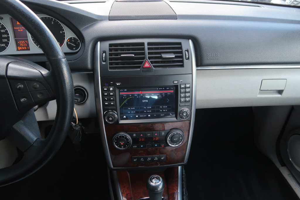 Mercedes-Benz B