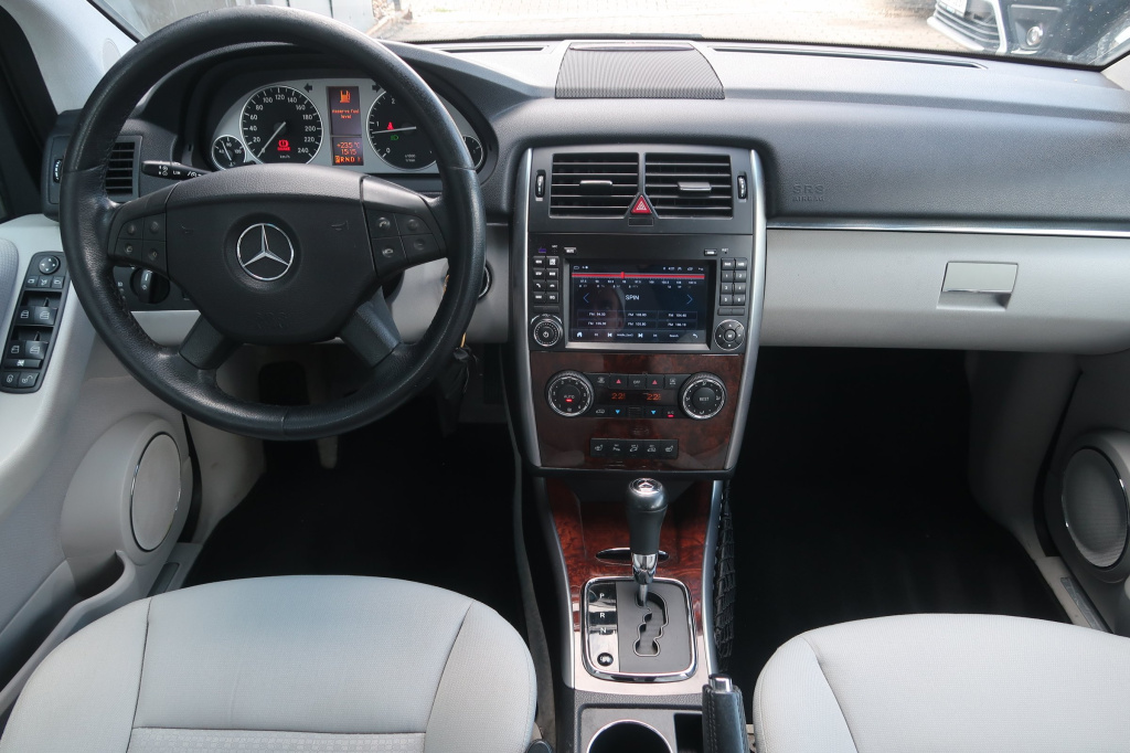 Mercedes-Benz B