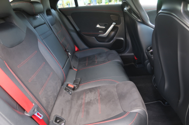 Mercedes-Benz CLA - 2021