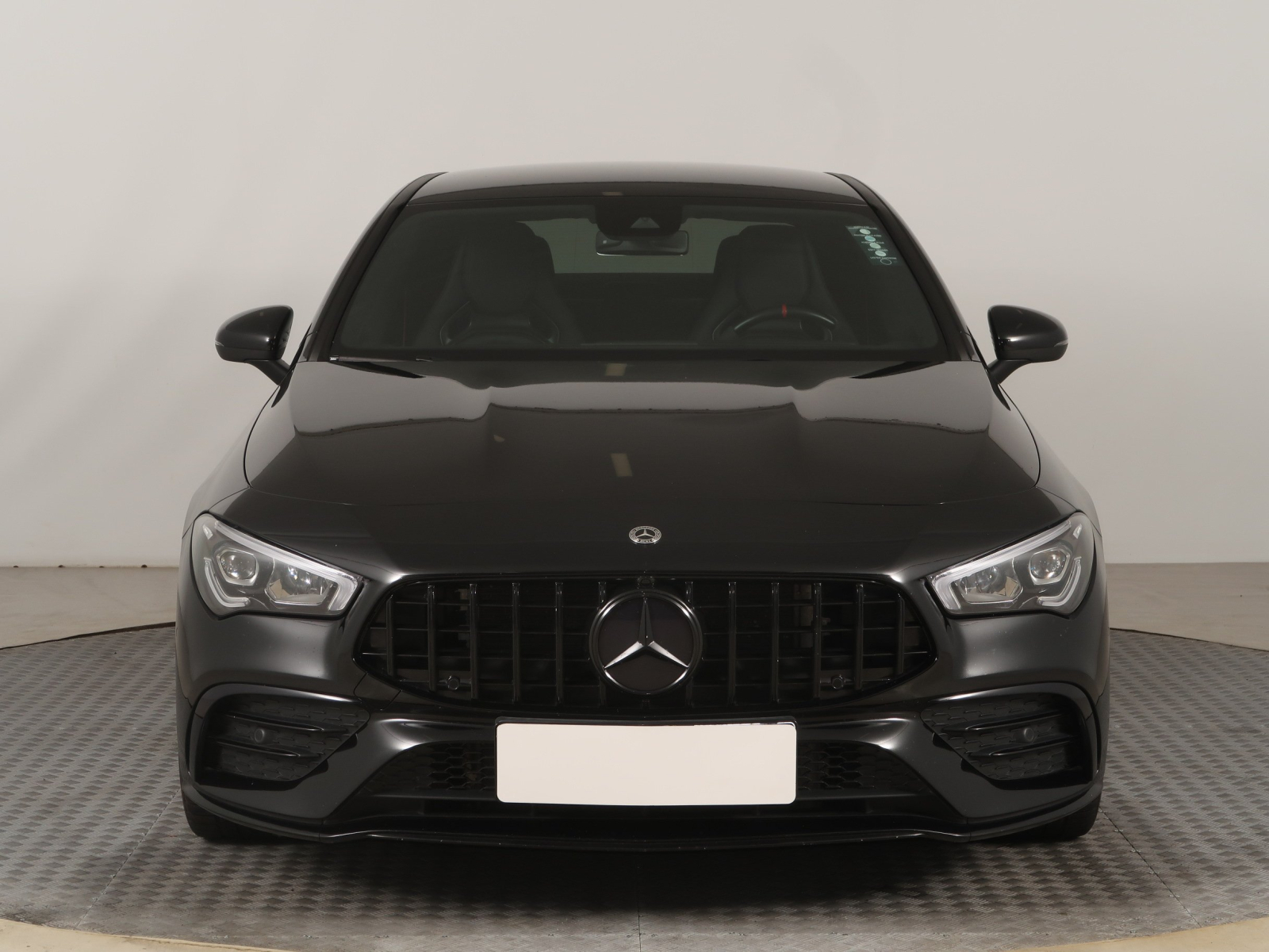 Mercedes-Benz CLA - 2021