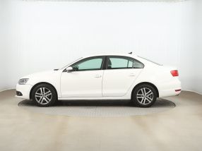 Volkswagen Jetta - 2011
