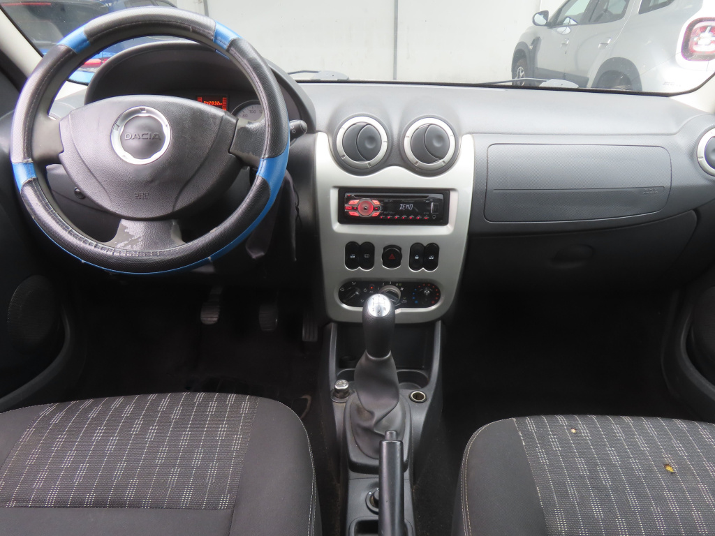 Dacia Logan