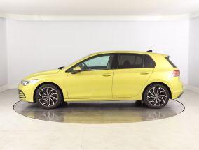Volkswagen Golf - 2020