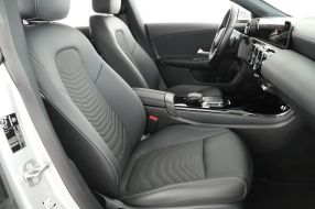 Mercedes-Benz CLA - 2023