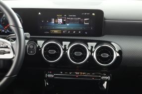 Mercedes-Benz CLA - 2023