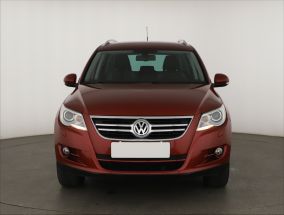 Volkswagen Tiguan - 2011