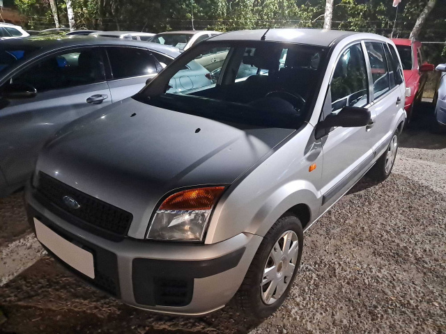 Ford Fusion 2005