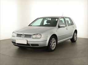 Volkswagen Golf - 2003