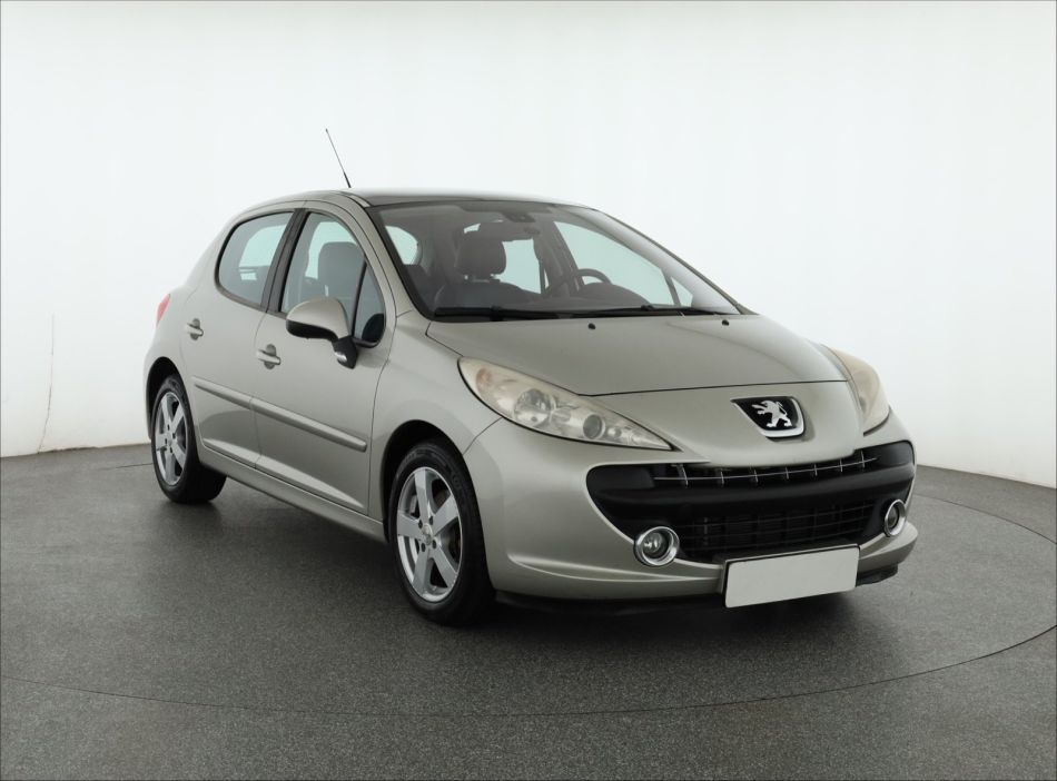 Peugeot 207 - 2006