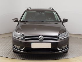 Volkswagen Passat - 2012