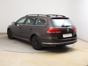Volkswagen Passat - 2012