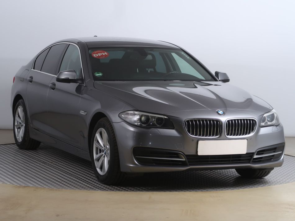 BMW 5 - 2015