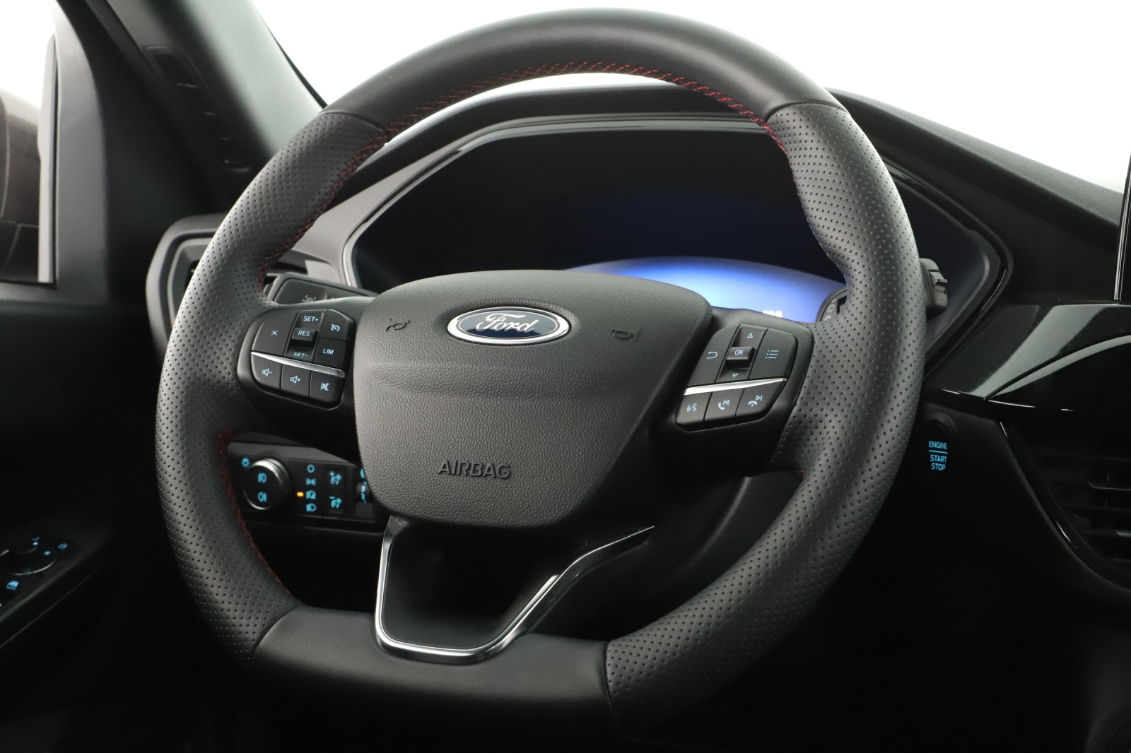 Ford Kuga - 2023
