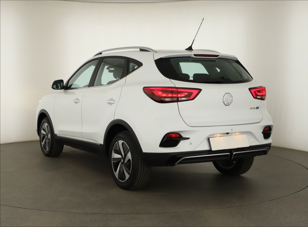 MG ZS SUV