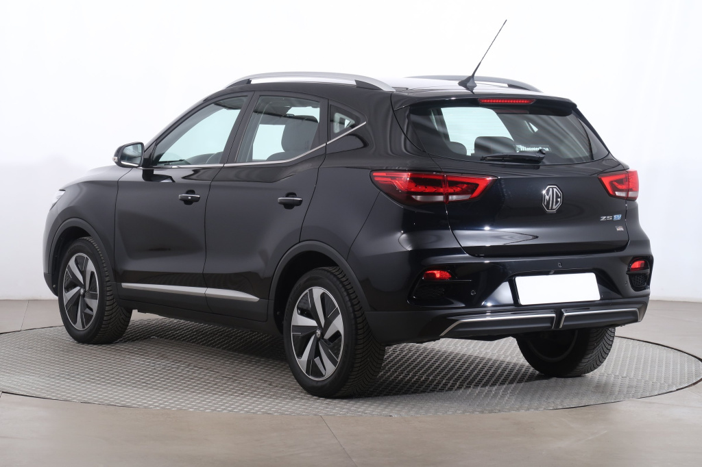 MG ZS SUV