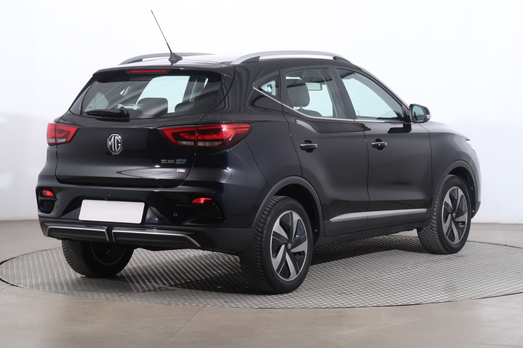 MG ZS SUV