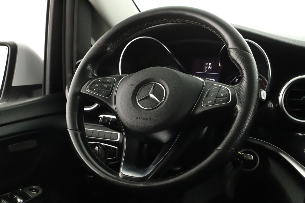 Mercedes-Benz V