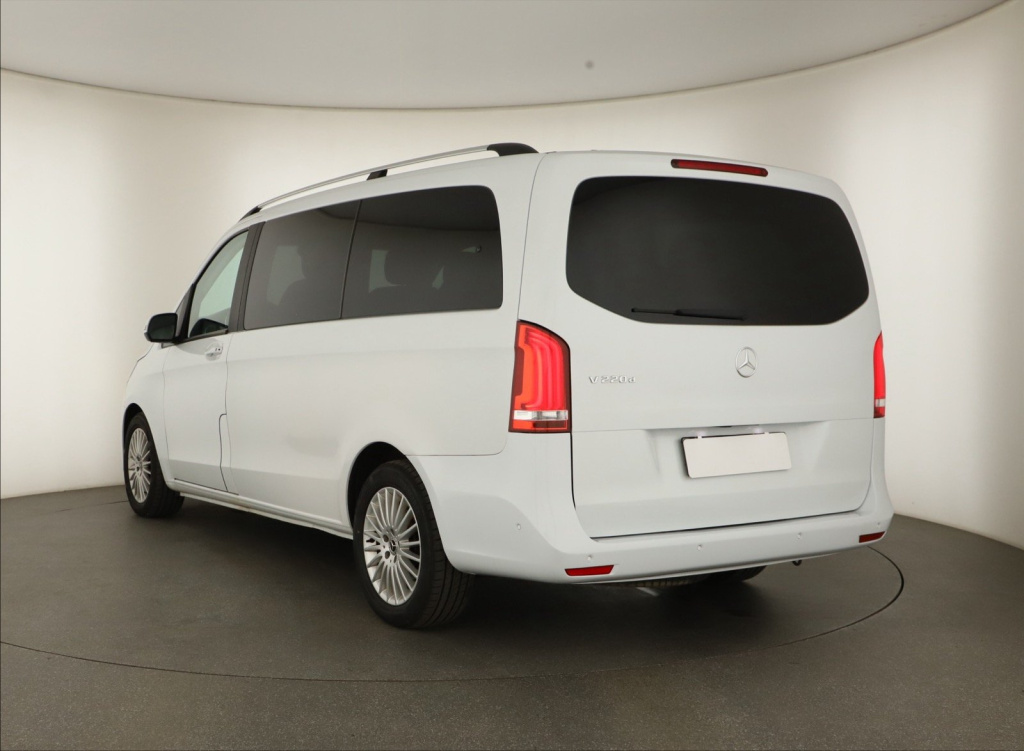 Mercedes-Benz V