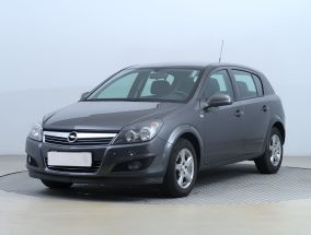 Opel Astra - 2010