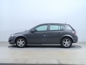 Opel Astra - 2010