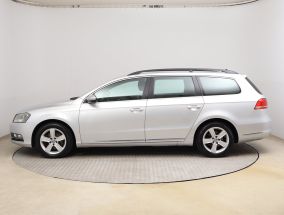 Volkswagen Passat - 2012