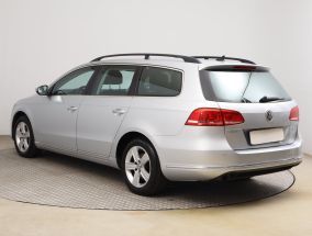 Volkswagen Passat - 2012