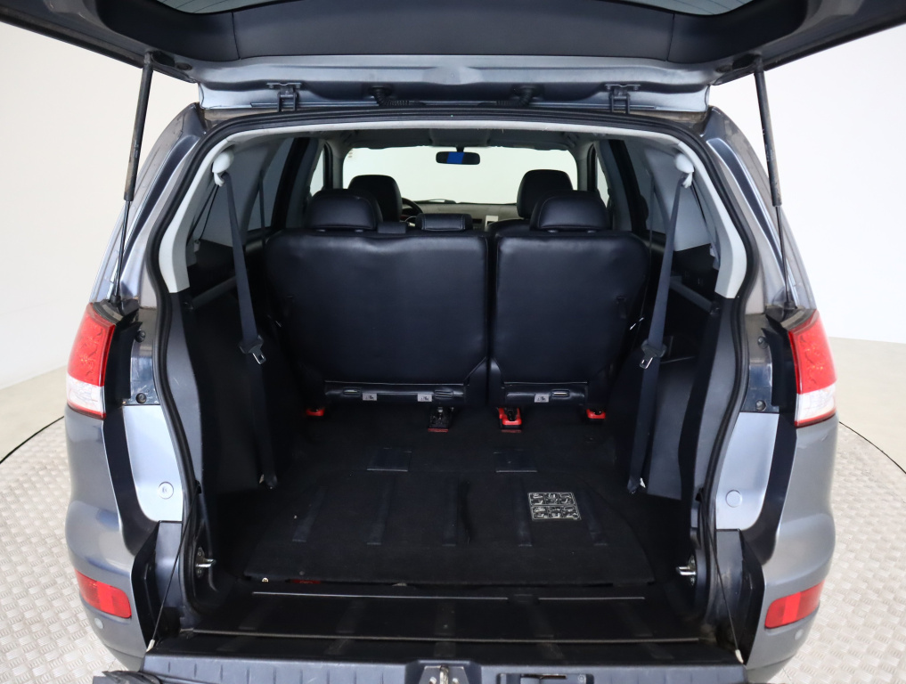 Citroen C-Crosser