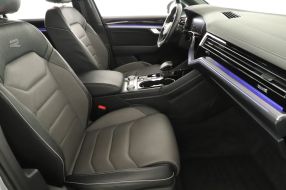 Volkswagen Touareg - 2021