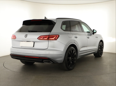 Volkswagen Touareg - 2021