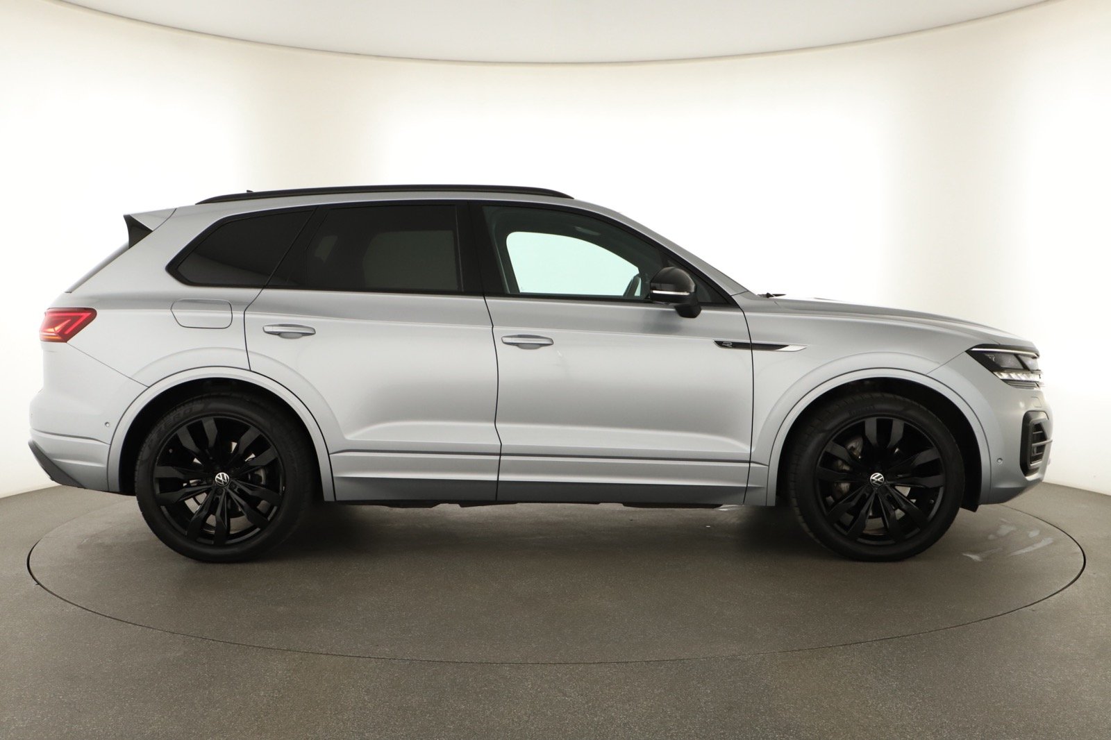 Volkswagen Touareg - 2021
