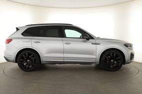 Volkswagen Touareg - 2021