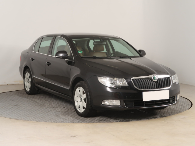 Škoda Superb 2013