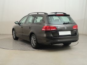 Volkswagen Passat - 2012