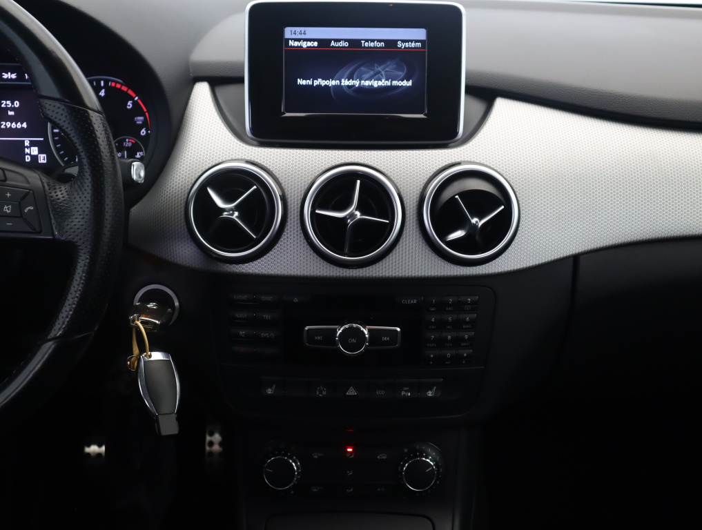 Mercedes-Benz B